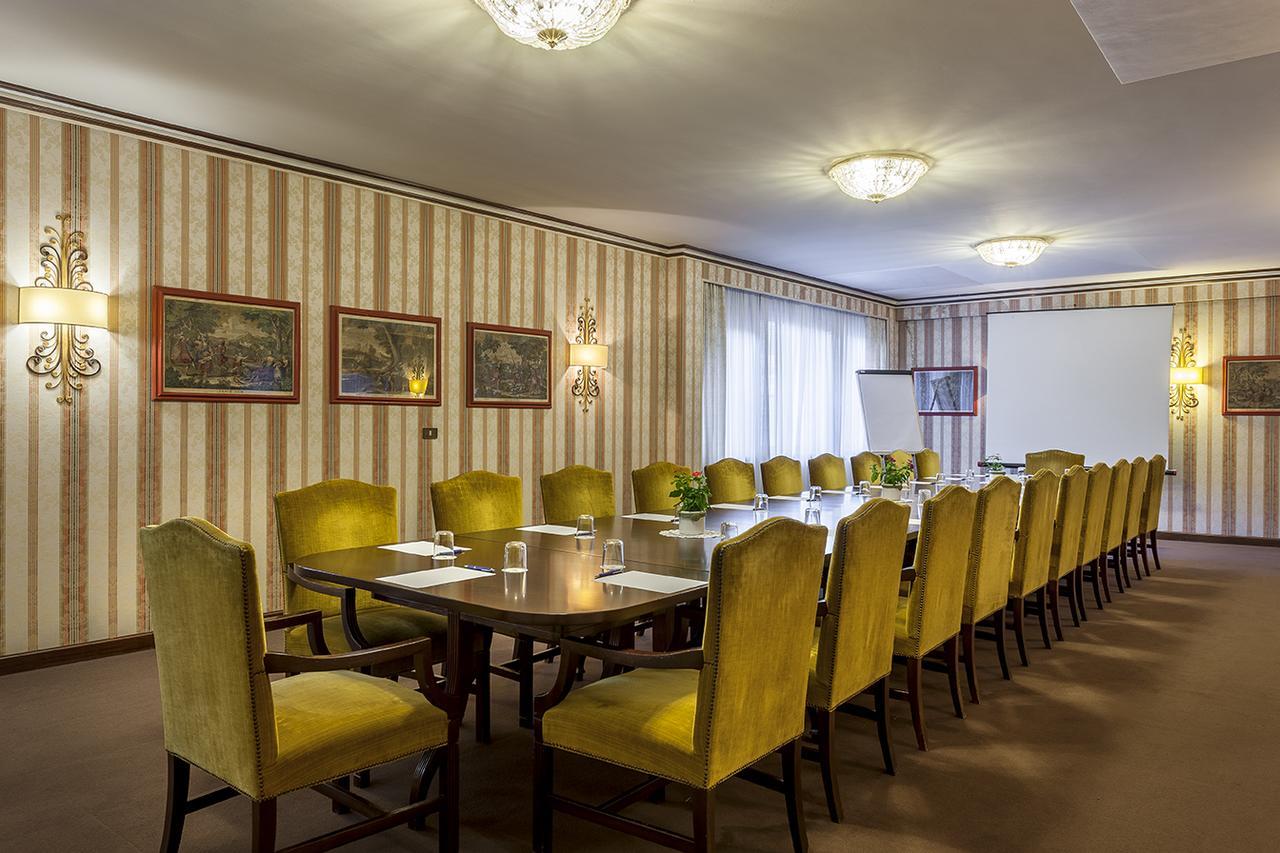 Hotel Villa Ottoboni Порденоне Екстер'єр фото